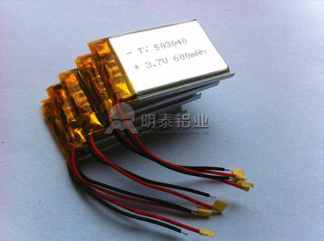 鋰電池用鋁箔性能特點(diǎn)及質(zhì)量要求 鋰電池用鋁箔性能特點(diǎn)及質(zhì)量要求