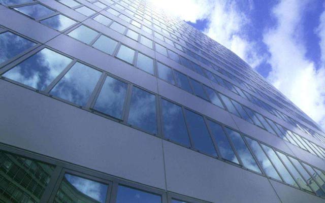 明泰鋁業(yè)2200超寬鋁板，幕墻鋁板彰顯風(fēng)采