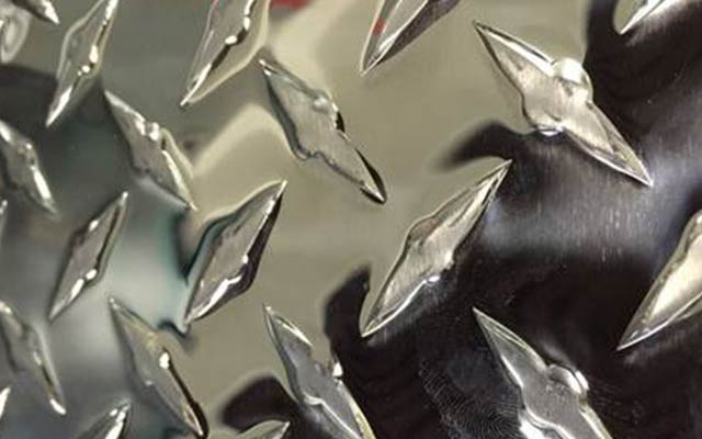 花紋鋁板材規(guī)格有哪些？常見種類有什么？