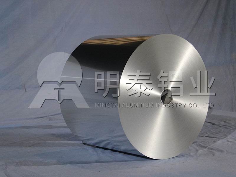 8011鋁箔廠家-糖果包裝用鋁箔合金有哪些？鋁箔價(jià)格多少錢(qián)？