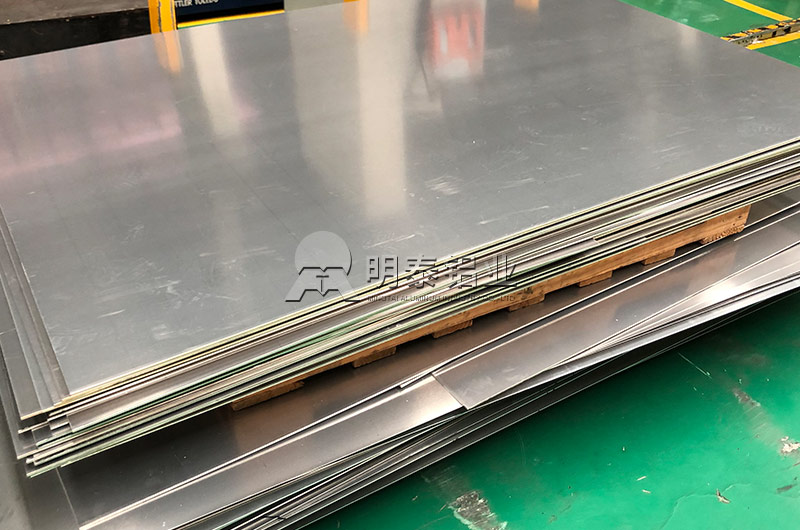 廣東電池托盤用鋁合金板帶規(guī)格有哪些？具體價格多少